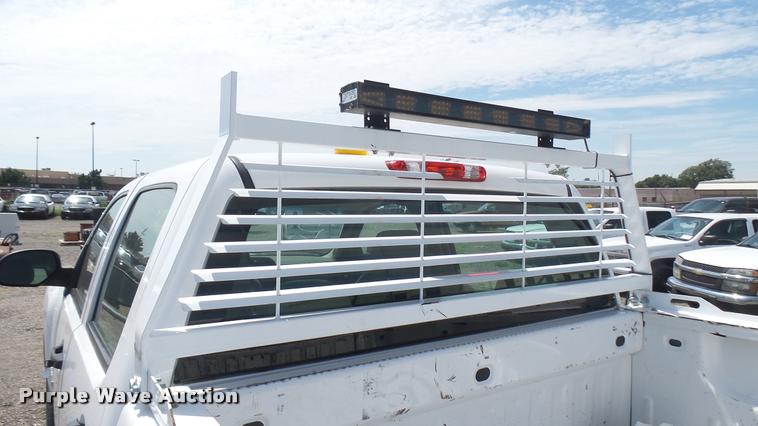 image for item DB3416 2007 Chevrolet Silverado 2500HD Crew Cab pickup truck