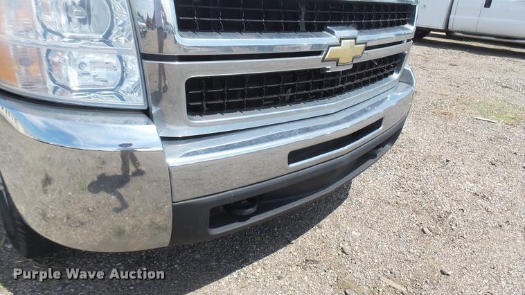 image for item DB3416 2007 Chevrolet Silverado 2500HD Crew Cab pickup truck