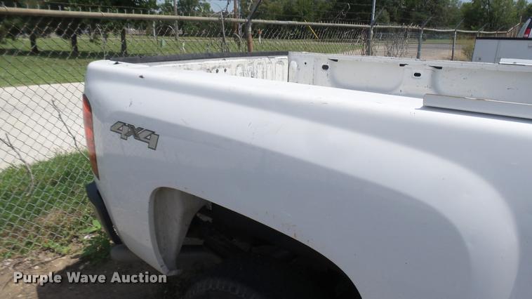 image for item DB3416 2007 Chevrolet Silverado 2500HD Crew Cab pickup truck