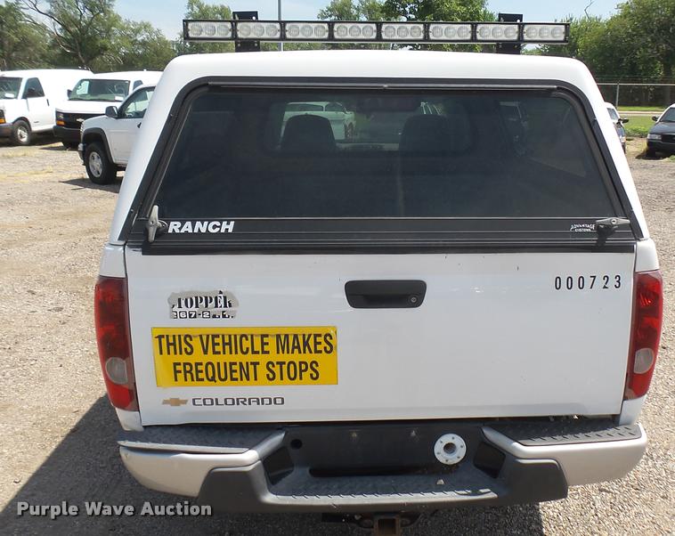 image for item DB3419 2005 Chevrolet Colorado Ext. Cab pickup truck