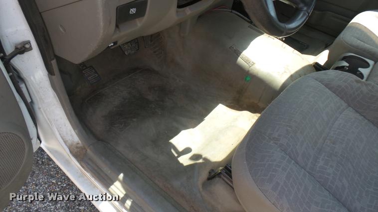 image for item DB3419 2005 Chevrolet Colorado Ext. Cab pickup truck