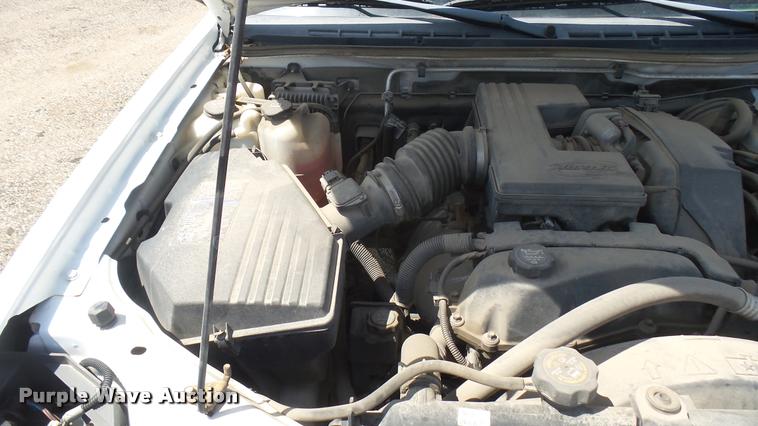 image for item DB3419 2005 Chevrolet Colorado Ext. Cab pickup truck