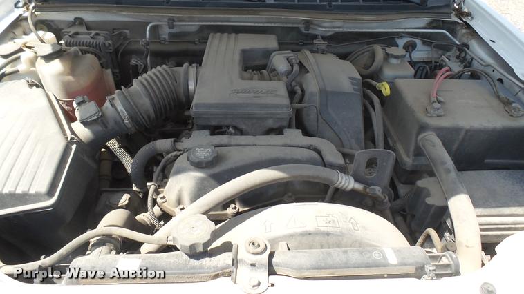 image for item DB3419 2005 Chevrolet Colorado Ext. Cab pickup truck