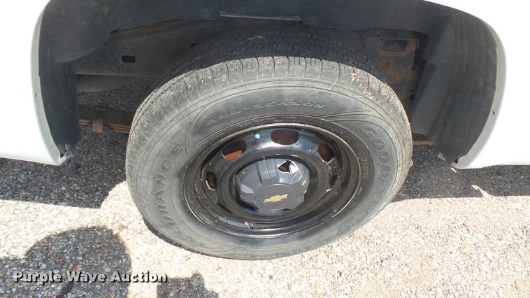 image for item DB3419 2005 Chevrolet Colorado Ext. Cab pickup truck