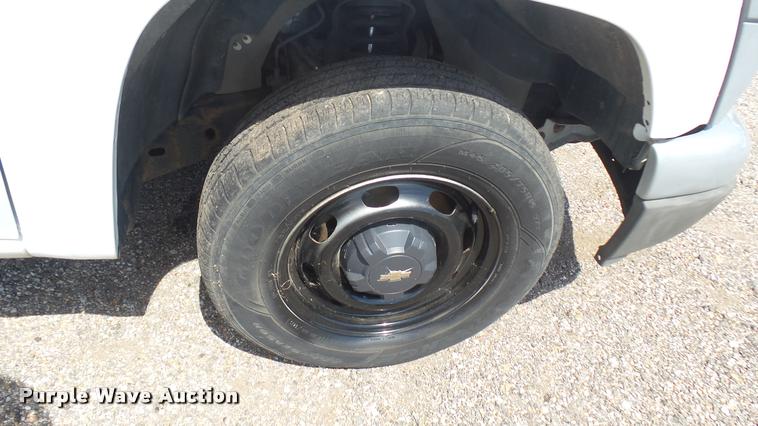 image for item DB3419 2005 Chevrolet Colorado Ext. Cab pickup truck