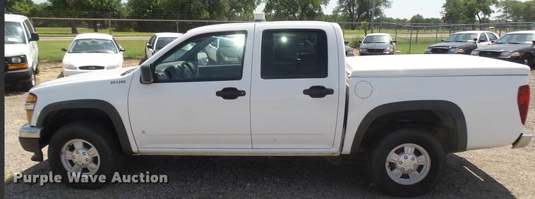 image for item DB3420 2006 Chevrolet Colorado Crew Cab pickup truck