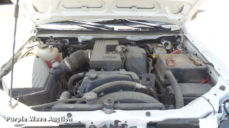 image for item DB3420 2006 Chevrolet Colorado Crew Cab pickup truck