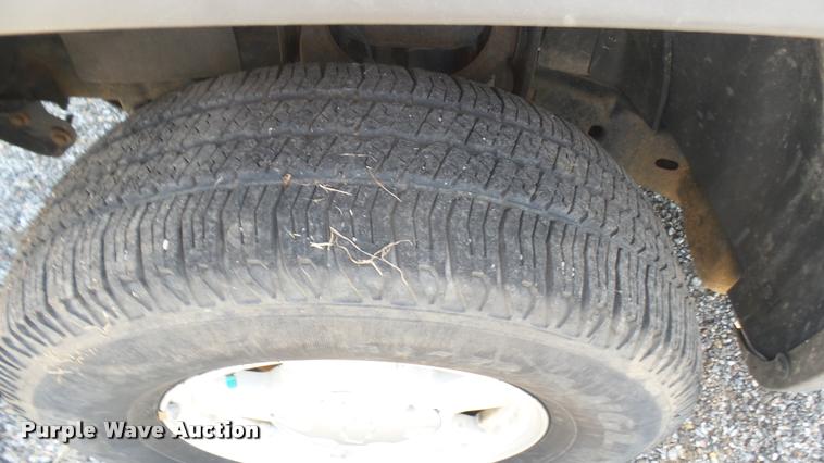 image for item DB3420 2006 Chevrolet Colorado Crew Cab pickup truck