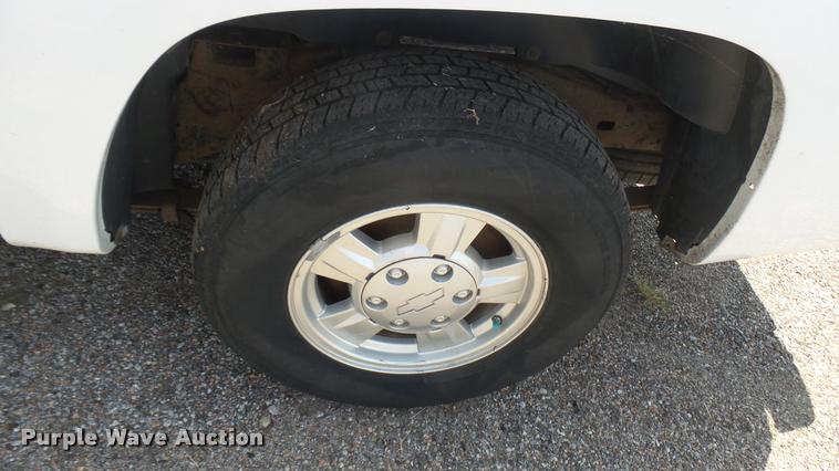 image for item DB3421 2007 Chevrolet Colorado LT Crew Cab pickup truck