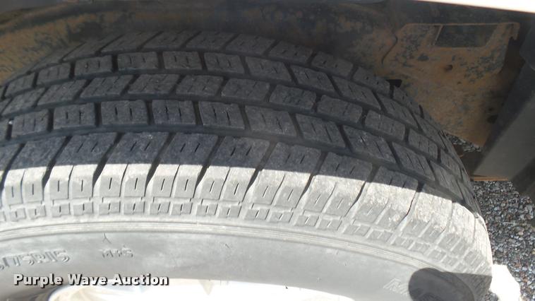 image for item DB3421 2007 Chevrolet Colorado LT Crew Cab pickup truck