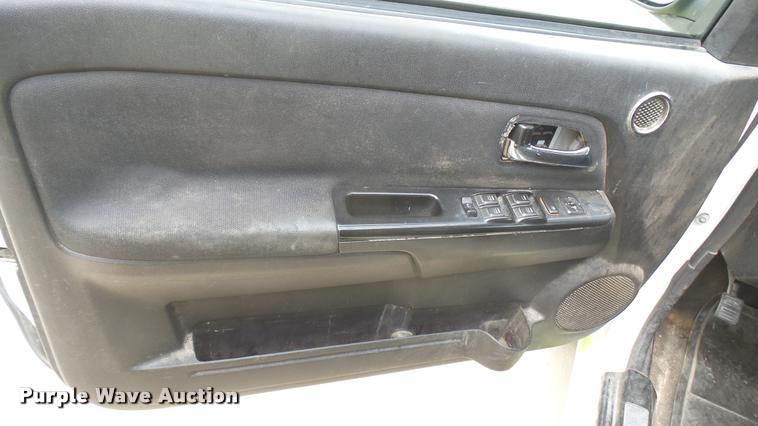 image for item DB3422 2008 Chevrolet Colorado Crew Cab pickup truck