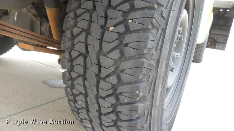 image for item DB3422 2008 Chevrolet Colorado Crew Cab pickup truck