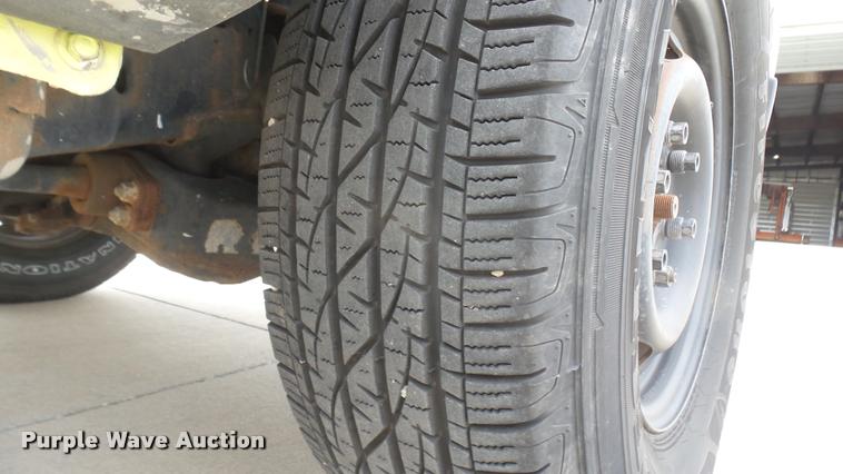 image for item DB3422 2008 Chevrolet Colorado Crew Cab pickup truck