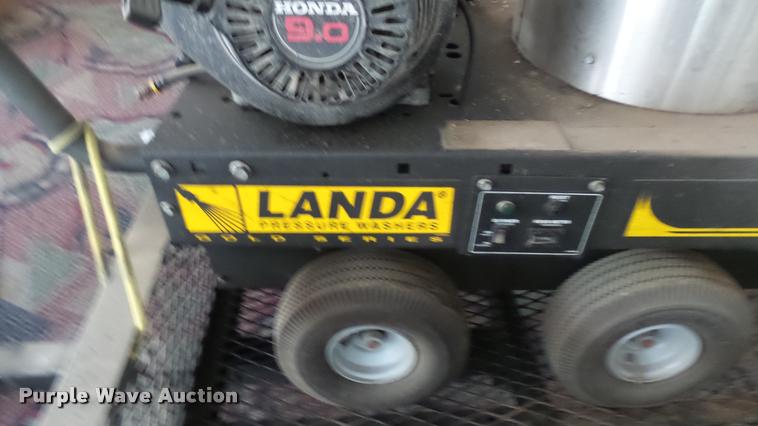image for item DL9877 Landa pressure washer