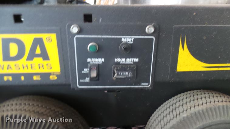 image for item DL9877 Landa pressure washer