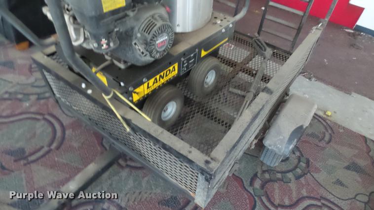 image for item DL9877 Landa pressure washer