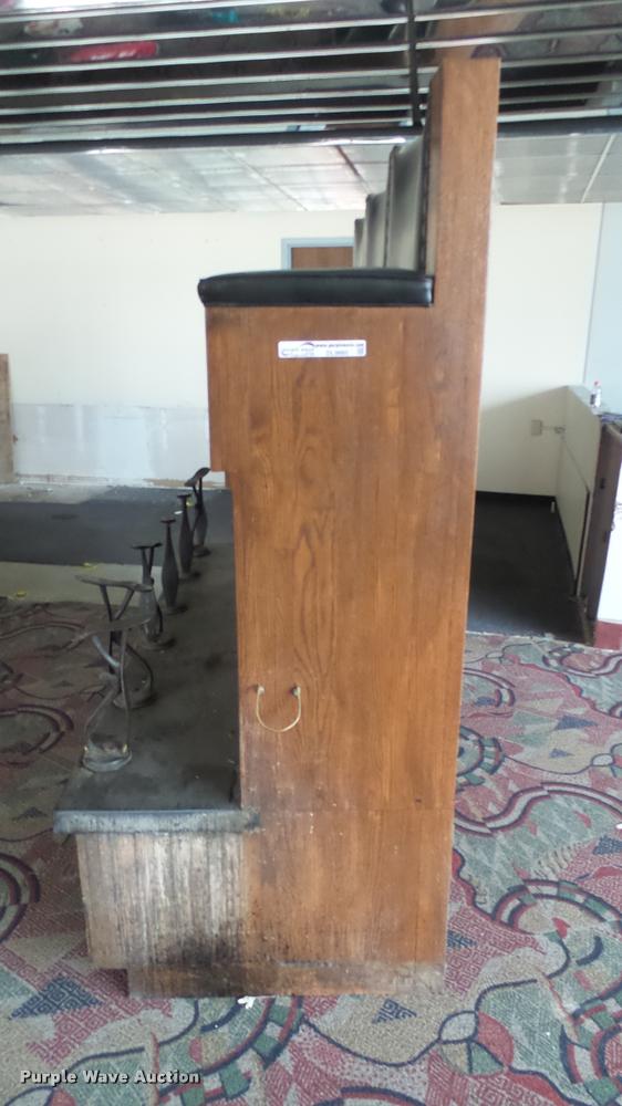 Trucks For Sale Wichita Ks >> Shoe shine station in Wichita, KS | Item DL9885 sold | Purple Wave Trucks For Sale Wichita Ks >> Shoe shine station in Wichita, KS | Item DL9885 sold | Purple Wave