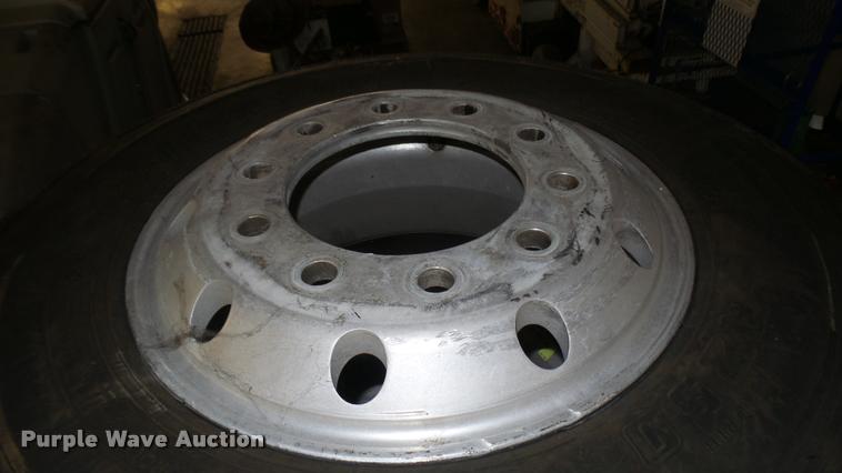 image for item DL9896 (6) Bridgestone R250F 265/70R19.5 tires