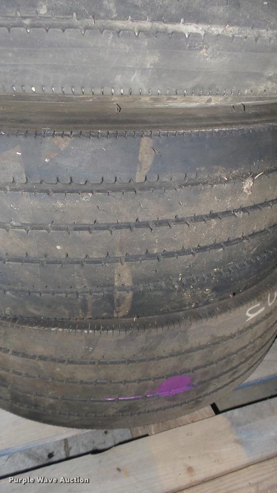 image for item DL9896 (6) Bridgestone R250F 265/70R19.5 tires