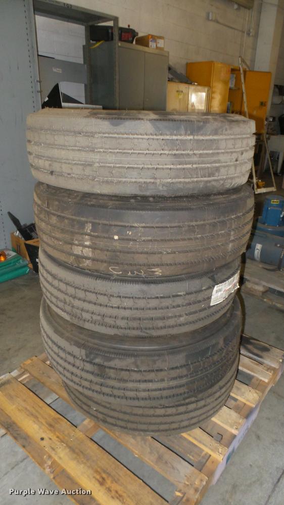 (5) Bridgestone R250F 265/70R19.5 tires in Wichita, KS | Item DL9899 ...