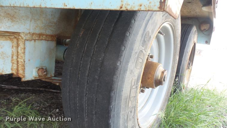 image for item DL9918 2001 Vactor vacuum system