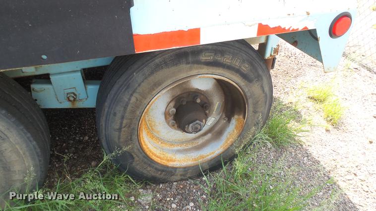 image for item DL9918 2001 Vactor vacuum system