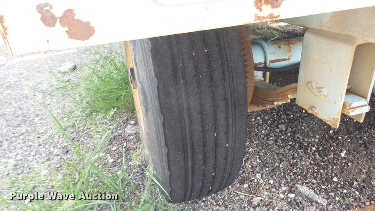 image for item DL9918 2001 Vactor vacuum system