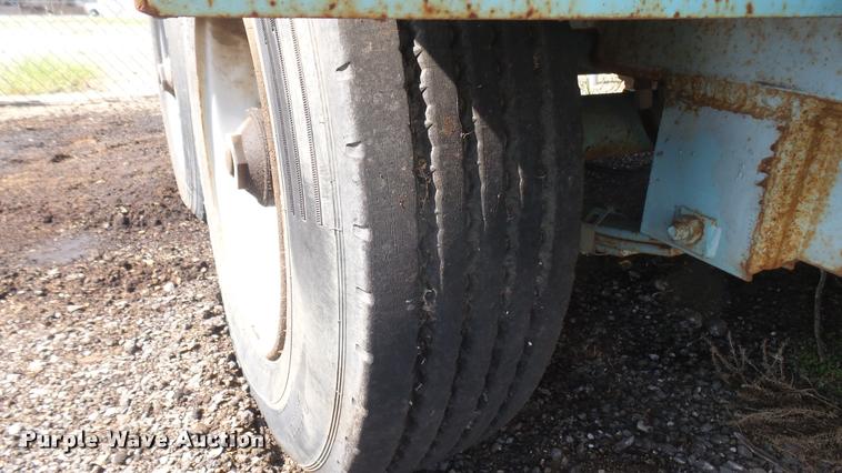 image for item DL9918 2001 Vactor vacuum system