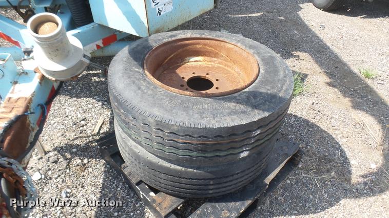 image for item DL9918 2001 Vactor vacuum system