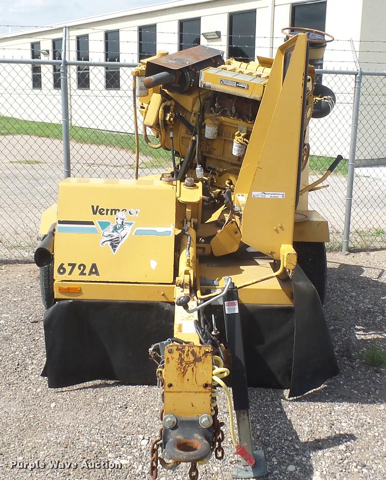 image for item DL9920 1997 Vermeer 672A stump grinder