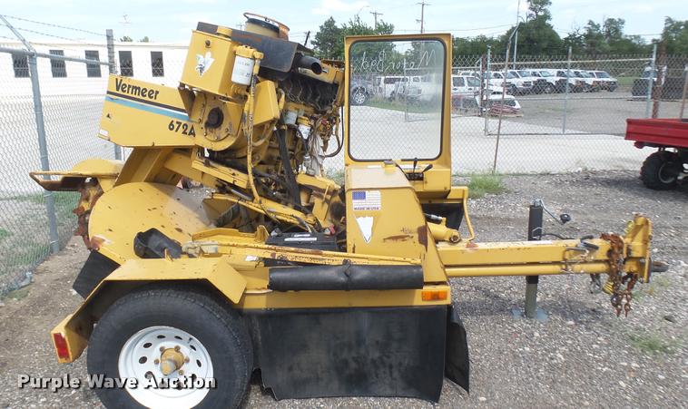 image for item DL9920 1997 Vermeer 672A stump grinder