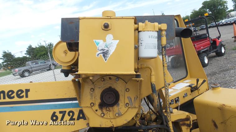 image for item DL9920 1997 Vermeer 672A stump grinder