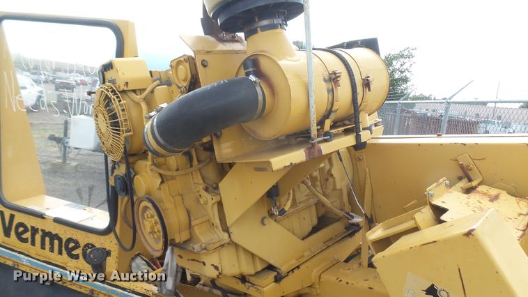 image for item DL9920 1997 Vermeer 672A stump grinder