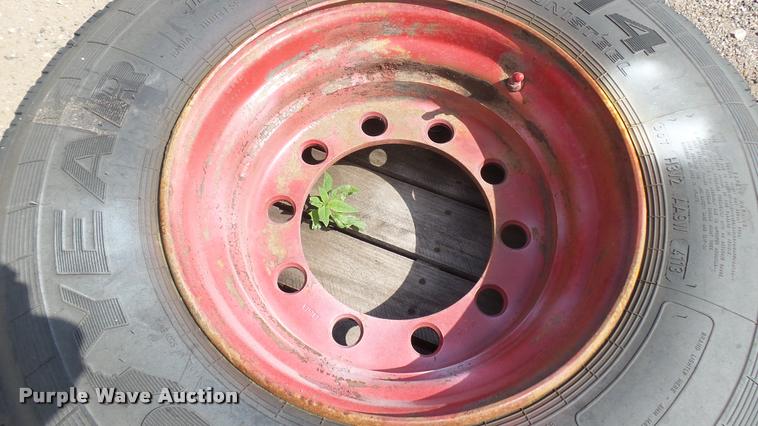 image for item DL9922 Goodyear G114 10R17.5 tire