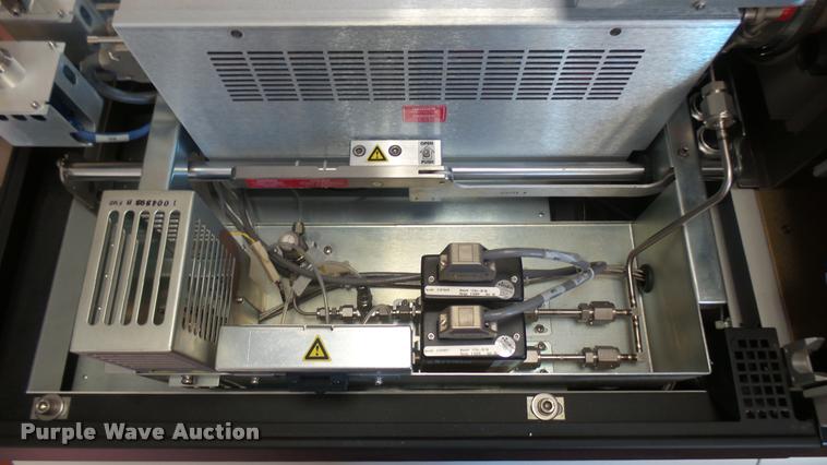 image for item DO9946 Parkin Elmer Elan DRC II mass spectrometer