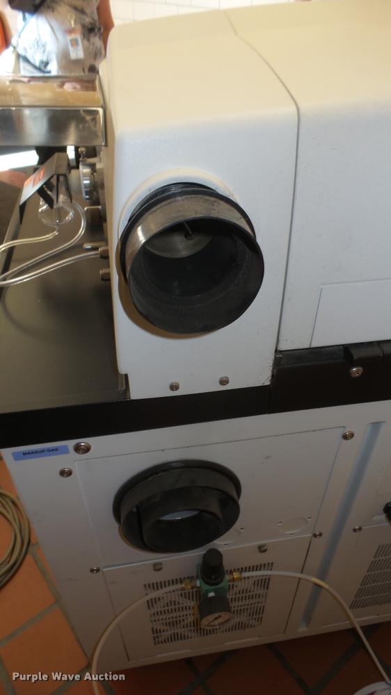 image for item DO9946 Parkin Elmer Elan DRC II mass spectrometer