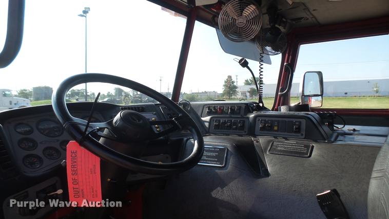 image for item L2266 2003 Pierce Quint ladder fire truck