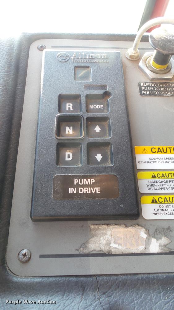 image for item L2266 2003 Pierce Quint ladder fire truck