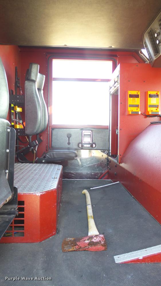 image for item L2266 2003 Pierce Quint ladder fire truck