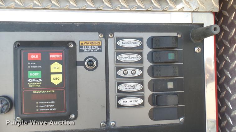 image for item L2266 2003 Pierce Quint ladder fire truck