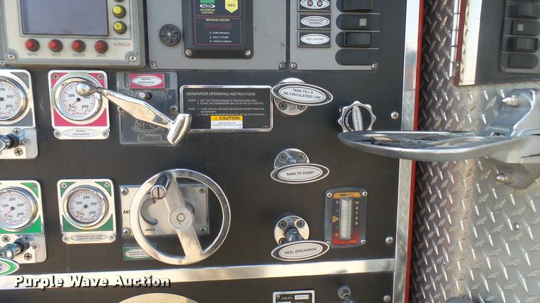 image for item L2266 2003 Pierce Quint ladder fire truck