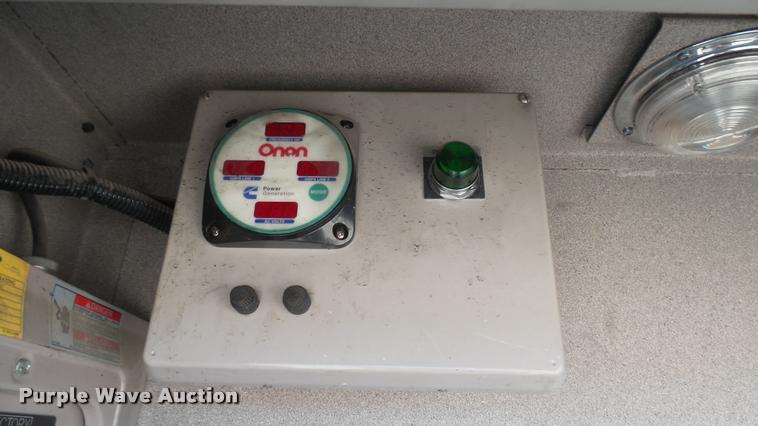 image for item L2266 2003 Pierce Quint ladder fire truck