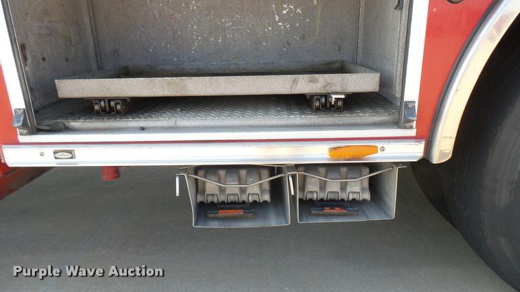 image for item L2266 2003 Pierce Quint ladder fire truck