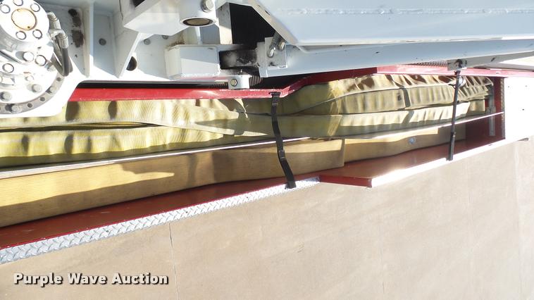 image for item L2266 2003 Pierce Quint ladder fire truck