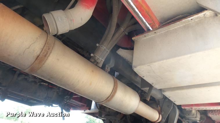 image for item L2266 2003 Pierce Quint ladder fire truck