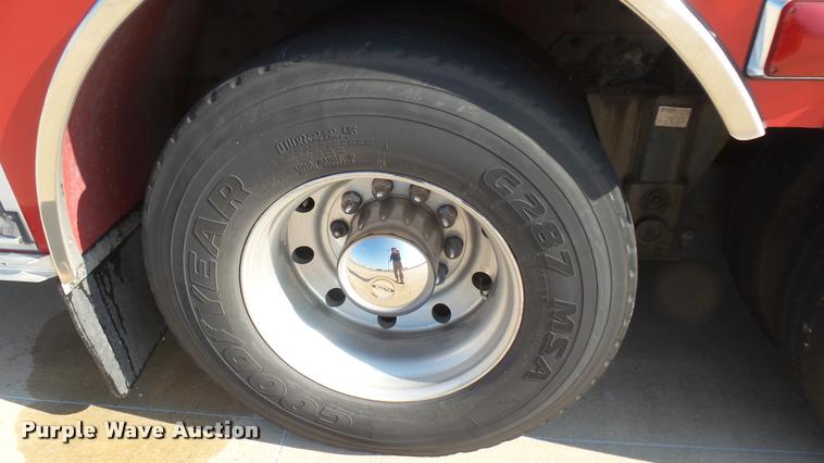 image for item L2266 2003 Pierce Quint ladder fire truck