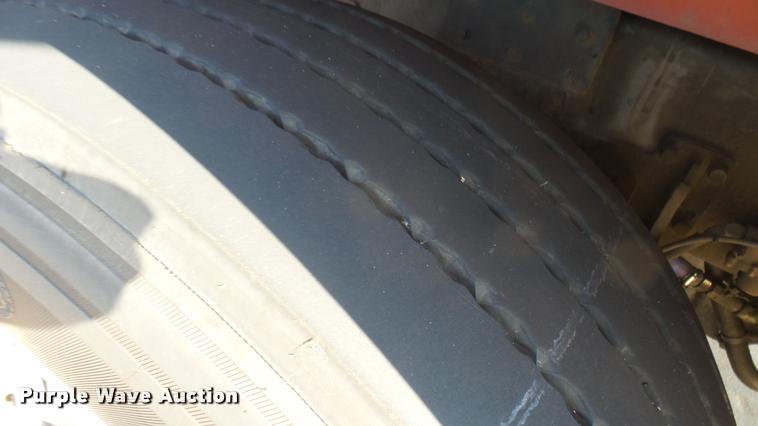 image for item L2266 2003 Pierce Quint ladder fire truck