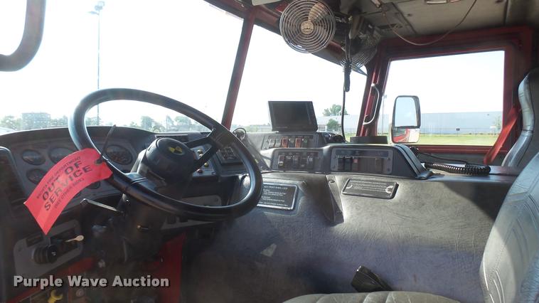 image for item L2267 2004 Pierce Quint ladder fire truck