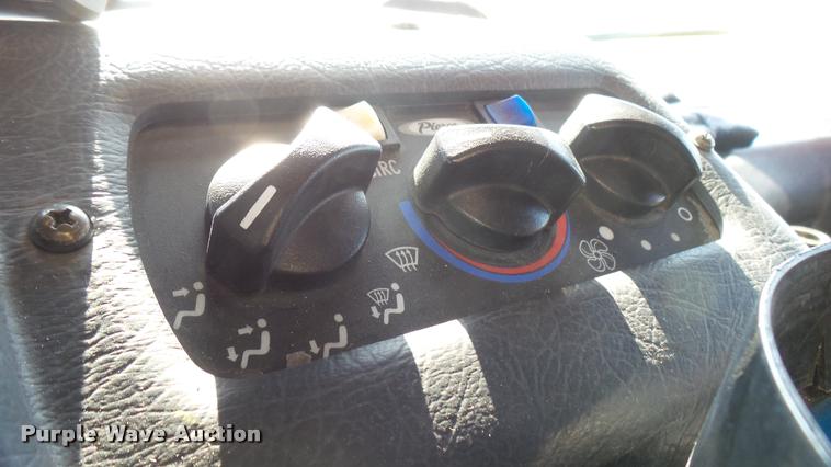 image for item L2267 2004 Pierce Quint ladder fire truck