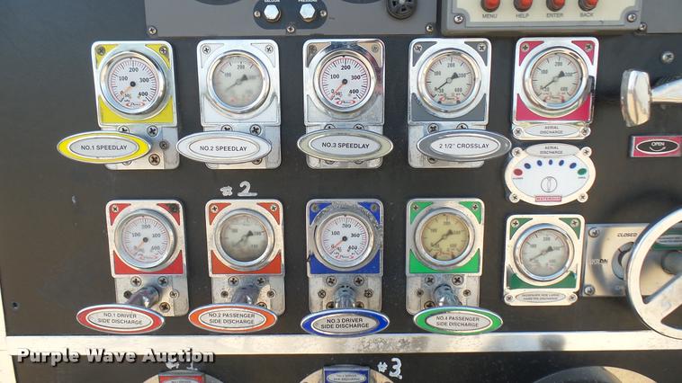 image for item L2267 2004 Pierce Quint ladder fire truck